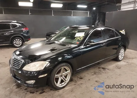 2008 Mercedes-Benz S 550 4Matic из США, поврежденный, VIN WDDNG86X08A161478